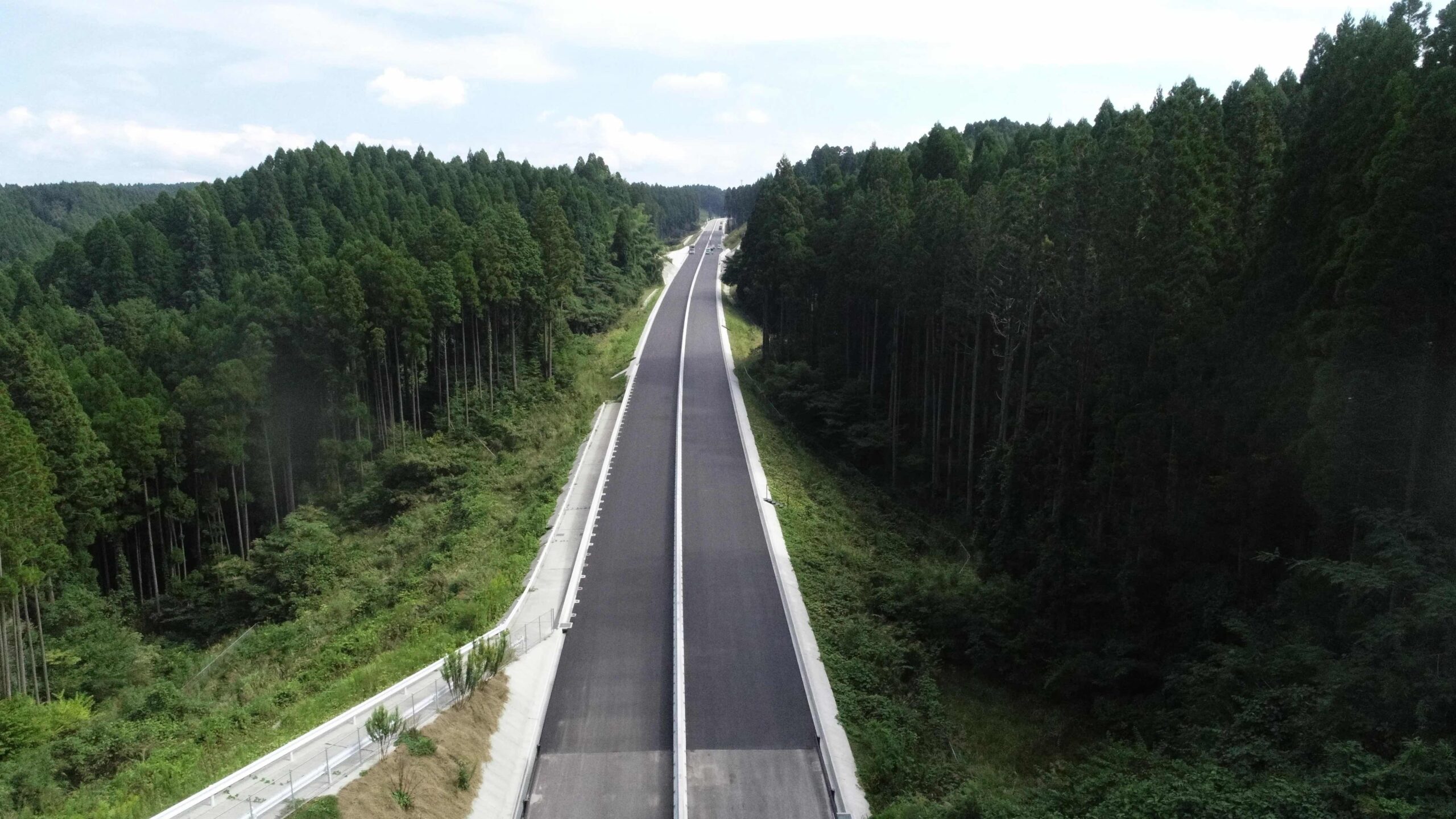 九州中央道　川原田地区舗装（１工区）工事