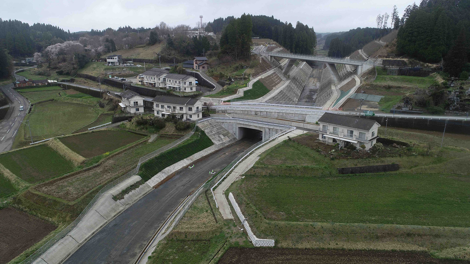 九州中央道　城平地区改良１１期工事