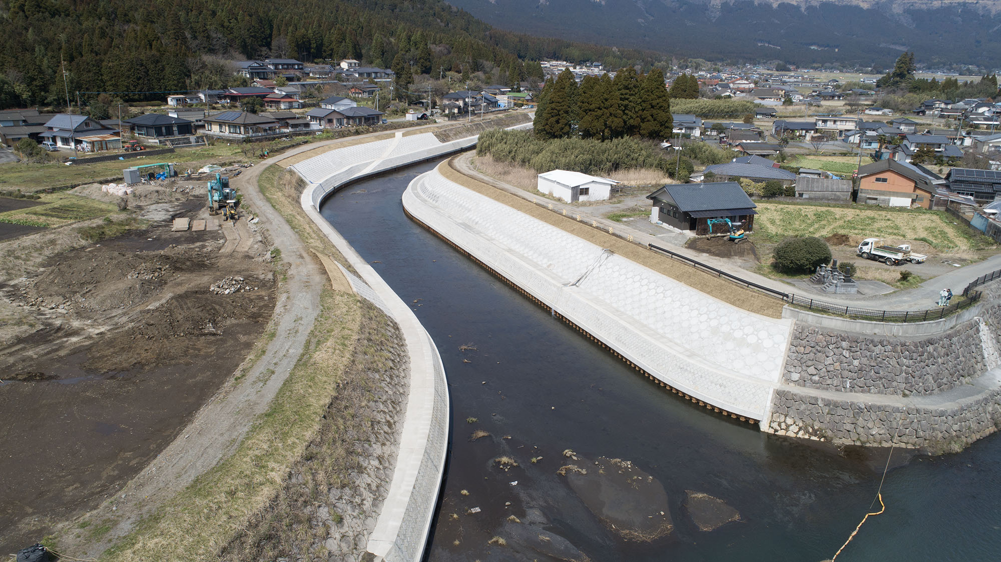 花原川２８年発生河川災害復旧（熊本地震・第２０６４号）工事　他合併